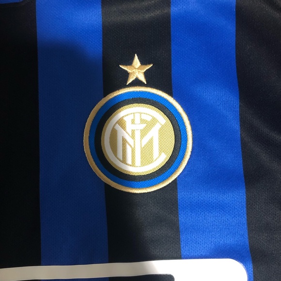 Inter Milan Jersey - Picture 2 of 3